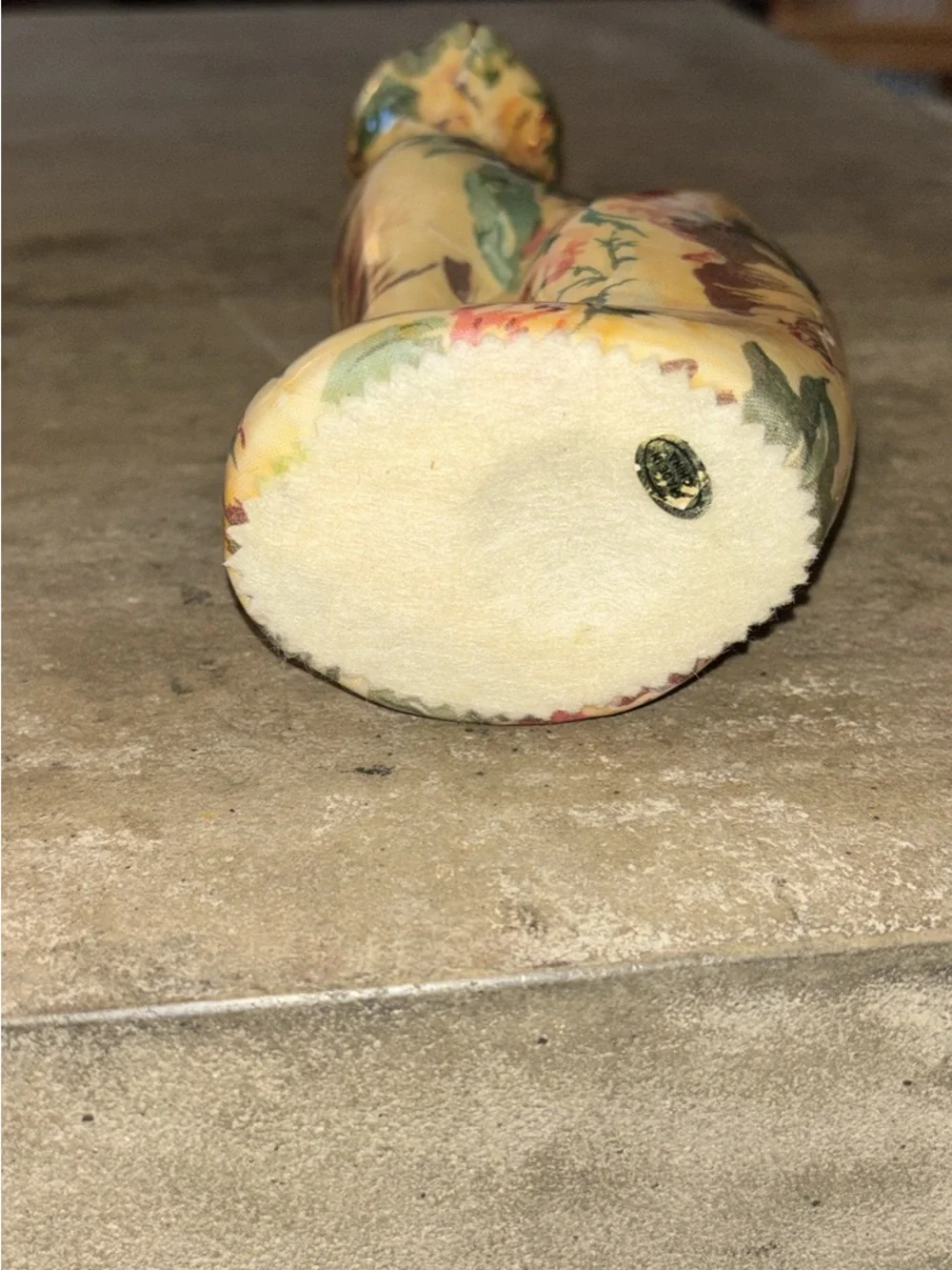 Yellow Floral Ceramic Cat Figurine - Decorative Pet Accent A1